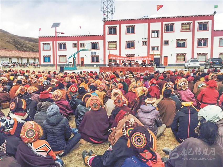 石渠縣開展“千人大下鄉(xiāng)” 、“千人大宣講”、“千人大走訪”活動(dòng)掠影