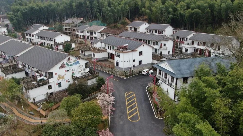 江西資溪縣烏石鎮(zhèn)新月畬族村景象。新華社記者 彭昭之 攝